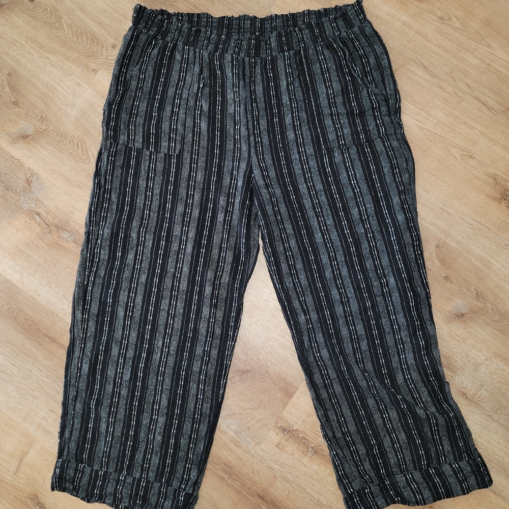 Striped Black and White Women's Wide Leg Pants